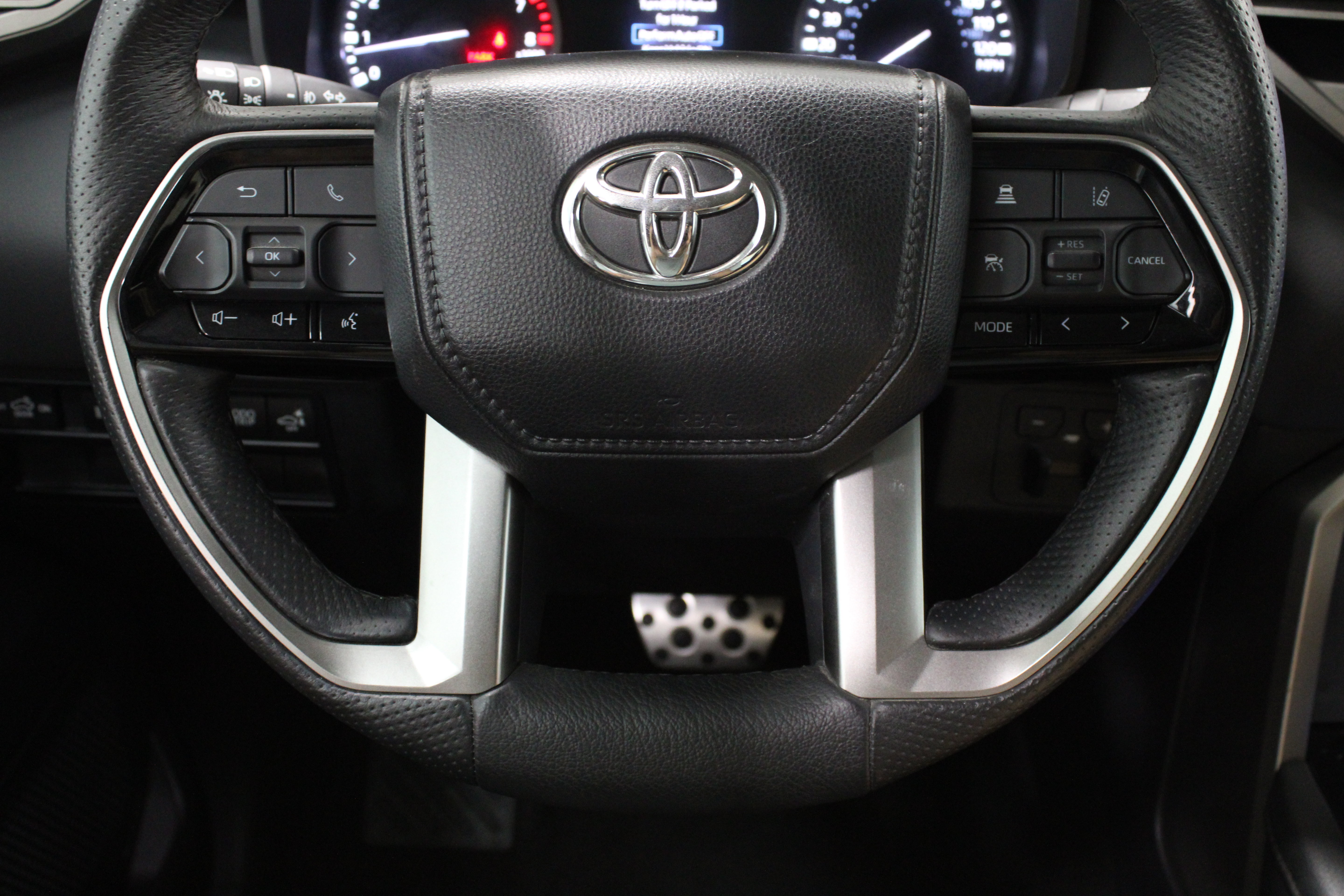 Used 2023 Toyota Tundra Limited w/ TRD Off-Road Package AWD/4WD image 28