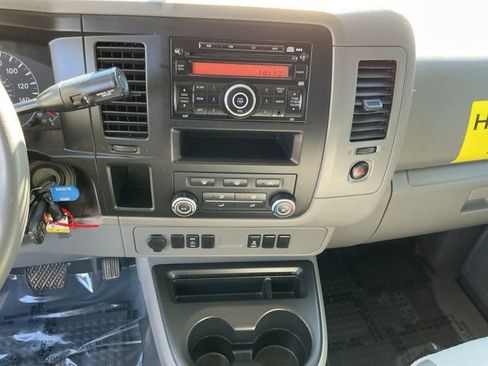 Used 2013 Nissan NV 2500 SV w/ Side Curtain Airbag Pkg image 17