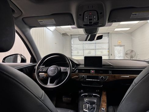 Used 2019 Audi A4 2.0T Premium w/ Convenience Package image 21