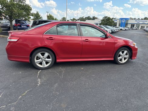 Used 2010 Toyota Camry SE w/ Sport Leather Pkg FWD image 19