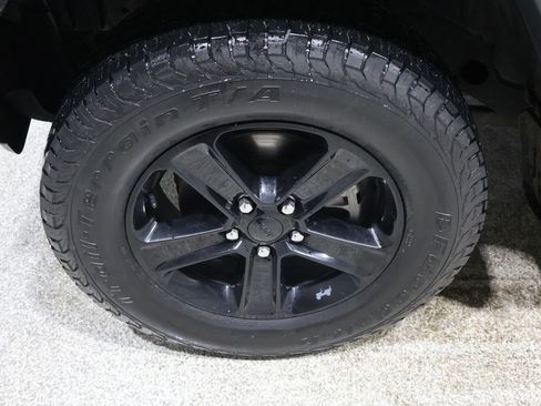 Used 2019 Jeep Wrangler Unlimited Sport image 10