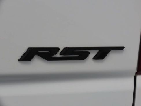 Certified 2025 Chevrolet Silverado 1500 RST w/ Redline Edition AWD/4WD image 8
