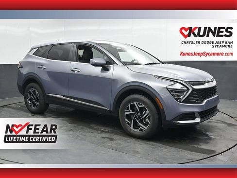 Used 2025 Kia Sportage LX image 1