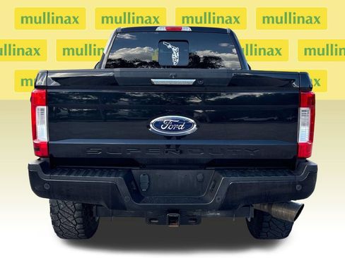 Used 2019 Ford F250 Lariat w/ Lariat Value Package AWD/4WD image 9