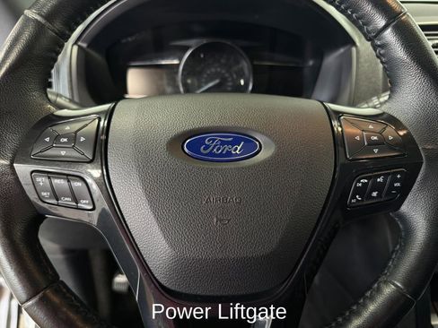 Used 2018 Ford Explorer XLT w/ XLT Appearance Package AWD/4WD image 15