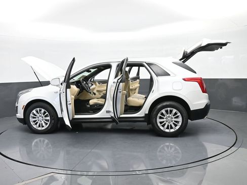 Used 2019 Cadillac XT5 FWD image 75