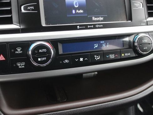 Used 2018 Toyota Highlander Plus image 8