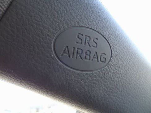 Used 2024 Toyota Camry SE image 31