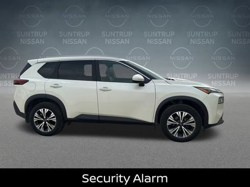 Certified 2023 Nissan Rogue SV w/ SV Premium B Package AWD/4WD image 8