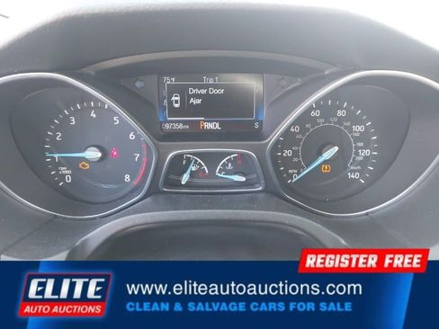 Used 2018 Ford Focus SE image 13