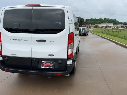 Used 2024 Ford Transit 350 XLT RWD image 8