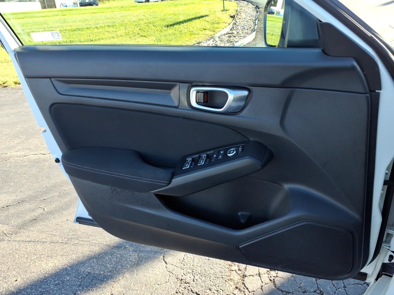 Certified 2024 Honda Civic Sport image 9