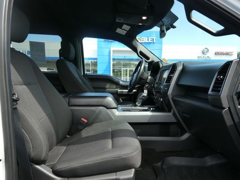 Used 2018 Ford F150 XLT w/ Equipment Group 302A Luxury AWD/4WD image 13