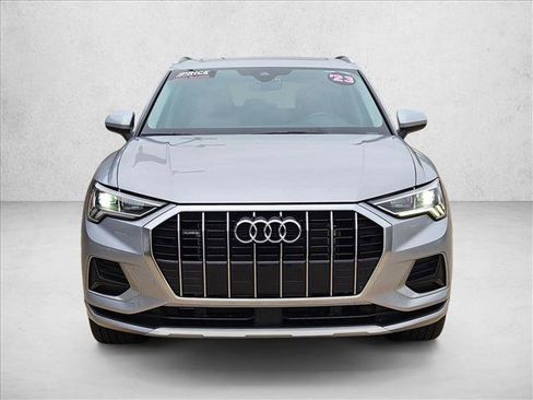 Used 2023 Audi Q3 2.0T Premium image 2