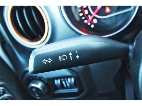 Used 2022 Jeep Gladiator Mojave w/ Cold Weather Group AWD/4WD image 17