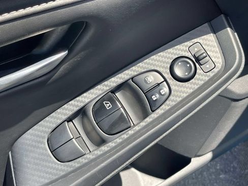 Used 2022 Nissan Sentra SV w/ All-Weather Package FWD image 18