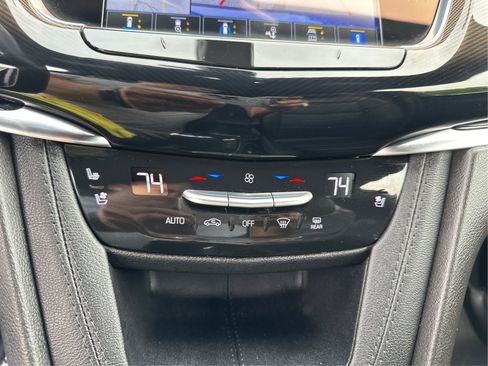 Certified 2025 Cadillac XT6 Sport w/ Platinum Package AWD/4WD image 28