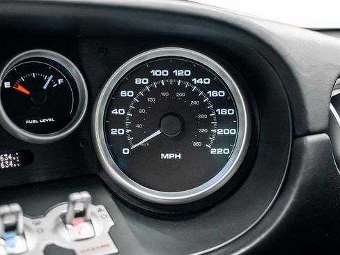 Used 2005 Ford GT image 48