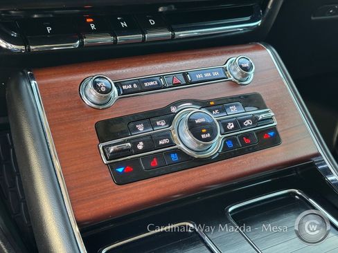 Used 2022 Lincoln Aviator Reserve w/ Equipment Group 201A image 25