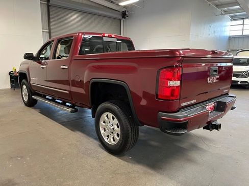 Used 2015 GMC Sierra 2500 Denali RWD image 5
