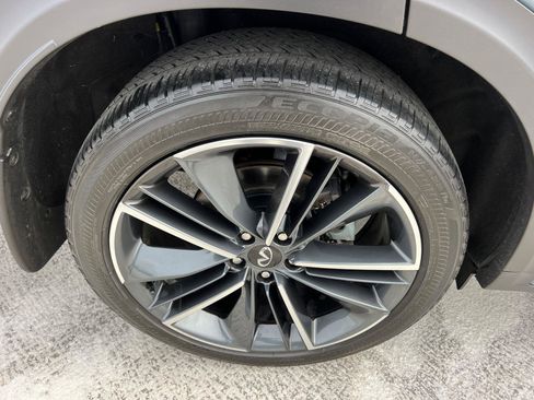 Used 2024 INFINITI QX50 Sport image 17