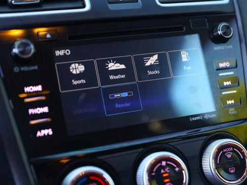 Used 2017 Subaru Forester 2.5i Limited w/ Popular Package #2 image 32