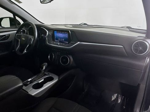 Used 2020 Chevrolet Blazer LT FWD image 27