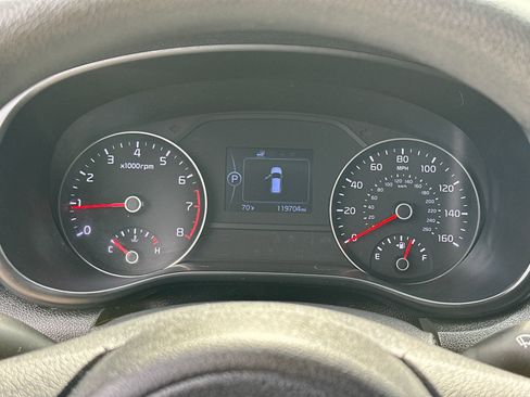 Used 2018 Kia Sportage LX FWD image 25