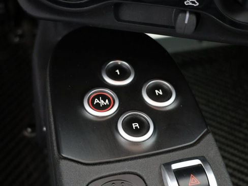 Used 2015 Alfa Romeo 4C Coupe w/ Leather Interior Group image 6