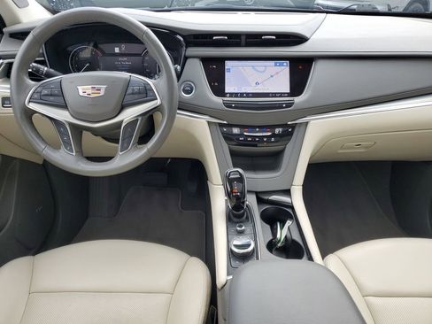 Certified 2023 Cadillac XT5 Premium Luxury image 26