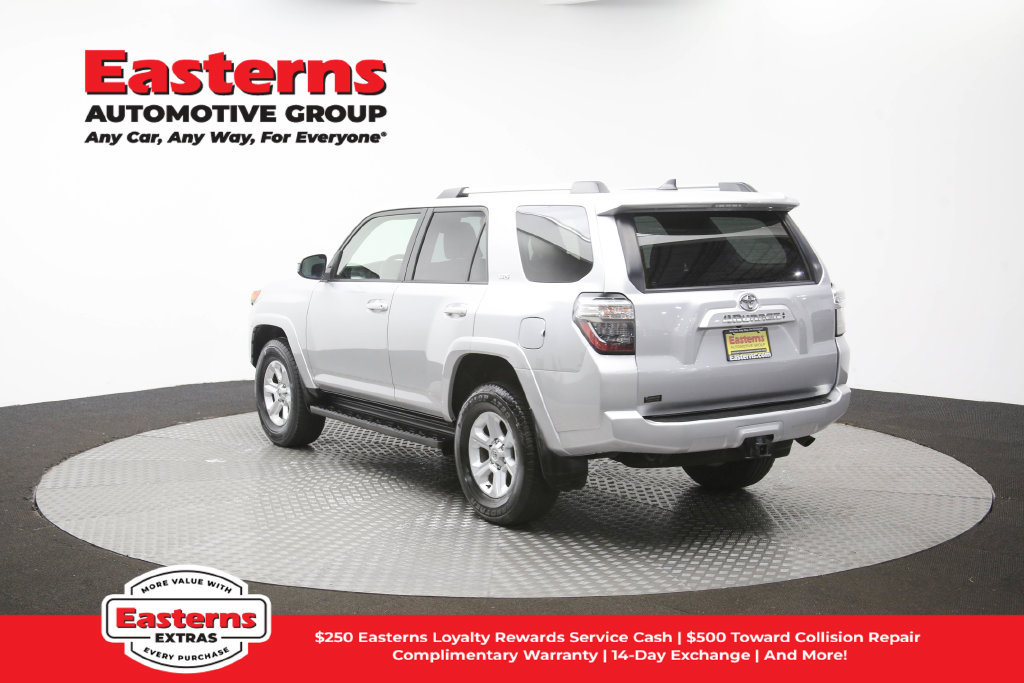 Used 2024 Toyota 4Runner SR5 AWD/4WD image 60