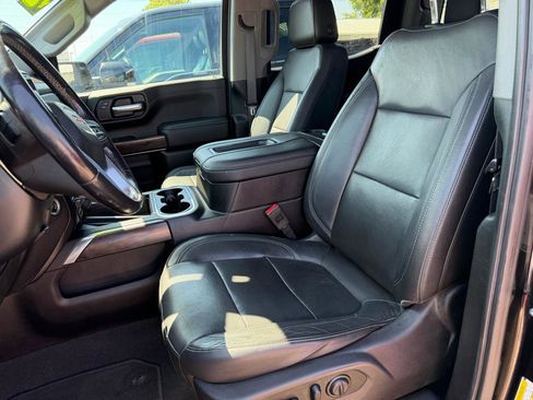 Used 2019 GMC Sierra 1500 SLT w/ SLT Premium Plus Package AWD/4WD image 9