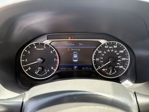 Used 2025 Nissan Altima 2.5 SV FWD image 13