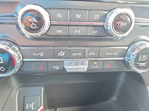 Used 2021 Ford F150 XLT w/ Equipment Group 302A High image 29