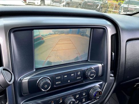 Used 2018 Chevrolet Silverado 1500 LT w/ All Star Edition image 22