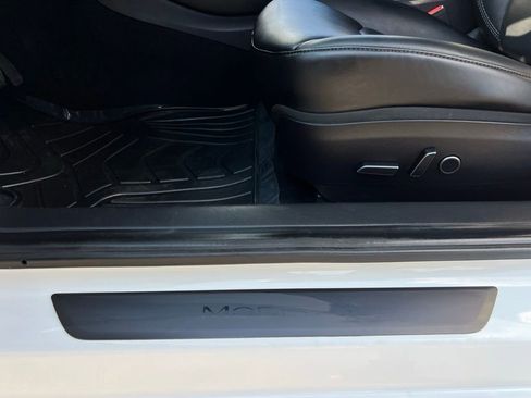 Used 2021 Tesla Model 3 Standard Range Plus image 26