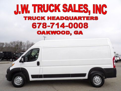 Used 2023 RAM ProMaster 2500 w/ Premium Convenience Group (B) image 2
