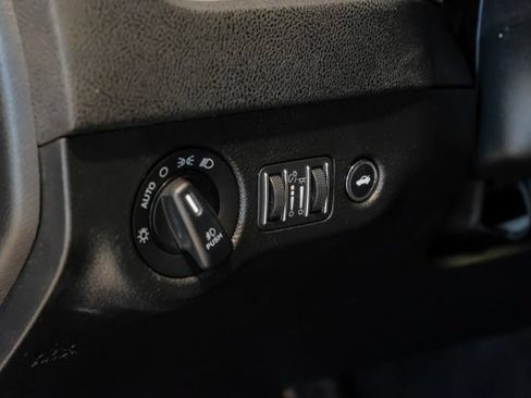 Used 2021 Dodge Charger Scat Pack w/ Navigation & Travel Group RWD image 41