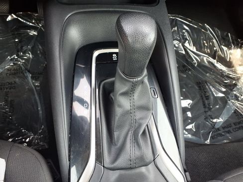 Used 2024 Toyota Corolla LE FWD image 16