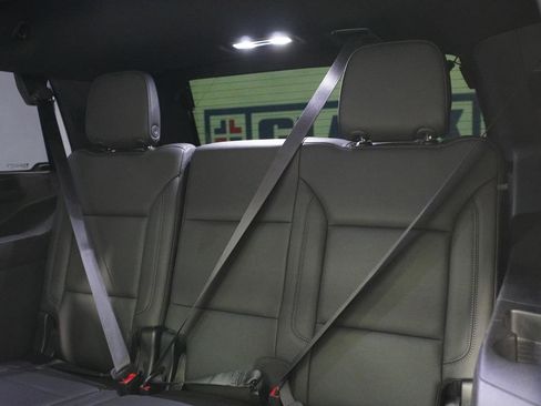 Used 2023 Chevrolet Tahoe Z71 AWD/4WD image 32