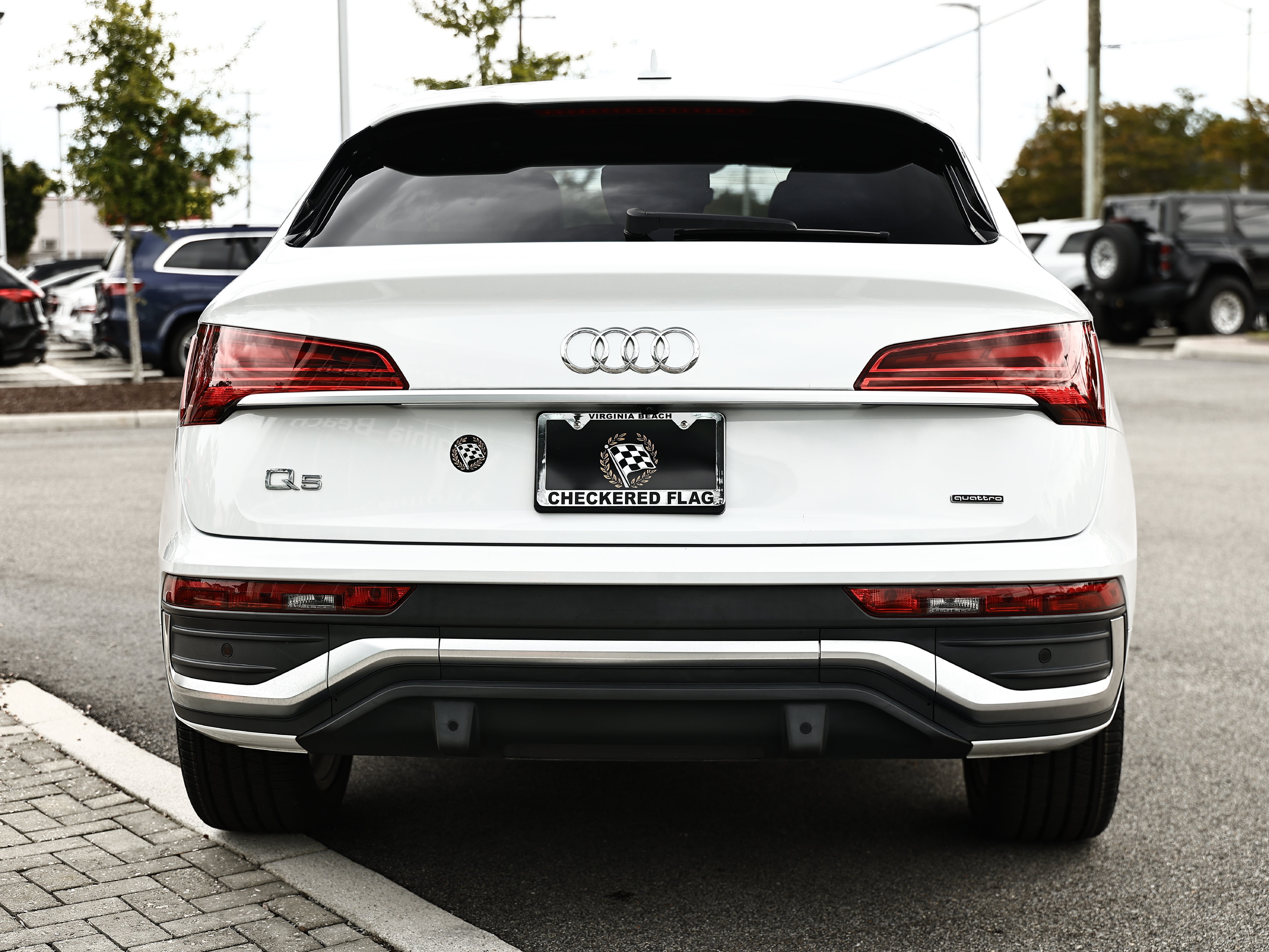 Used 2023 Audi Q5 2.0T Prestige AWD/4WD image 10
