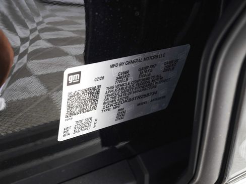 Used 2026 GMC Yukon Denali w/ Denali Reserve Package AWD/4WD image 39