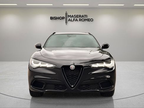 Used 2025 Alfa Romeo Stelvio Sprint AWD/4WD image 2