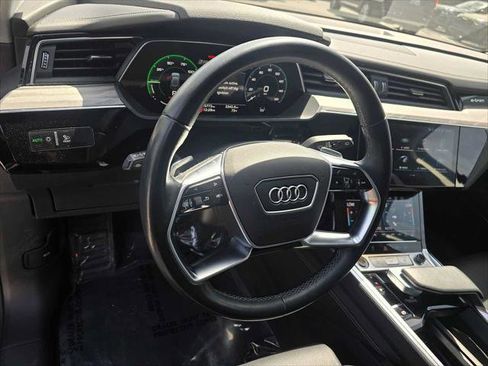 Used 2024 Audi Q8 e-tron Prestige w/ Prestige Package AWD/4WD image 27