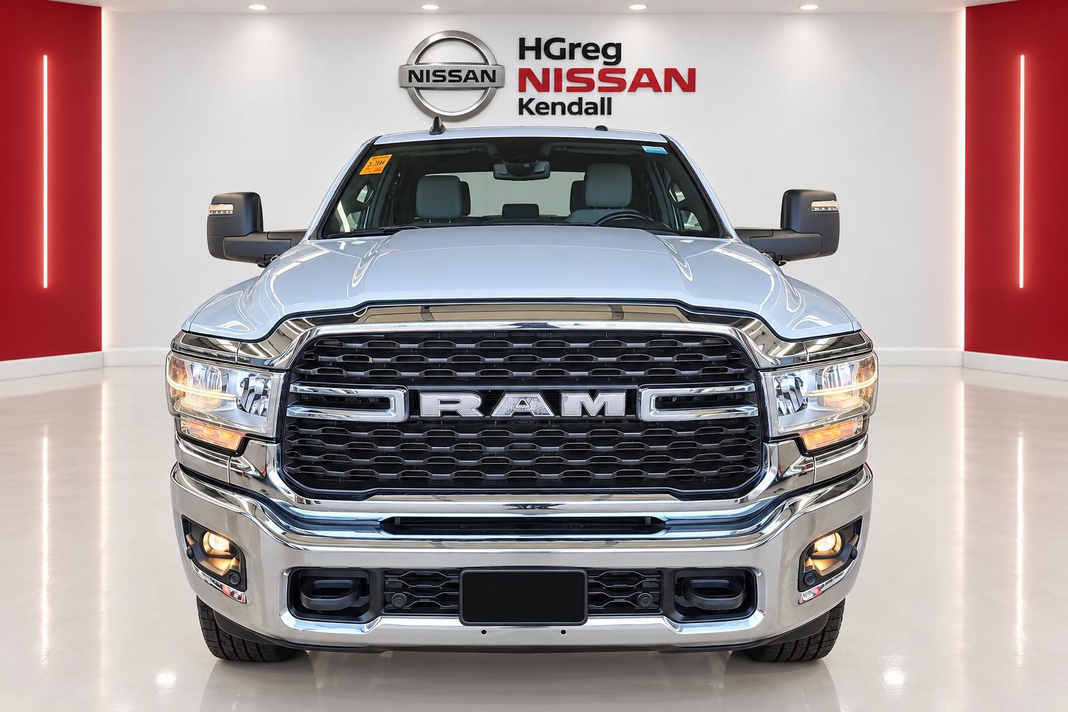 Used 2024 RAM 2500 Big Horn w/ Off Road Package AWD/4WD image 6