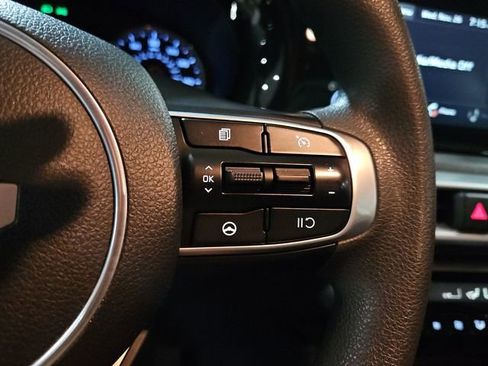 Used 2022 Kia K5 LXS image 23