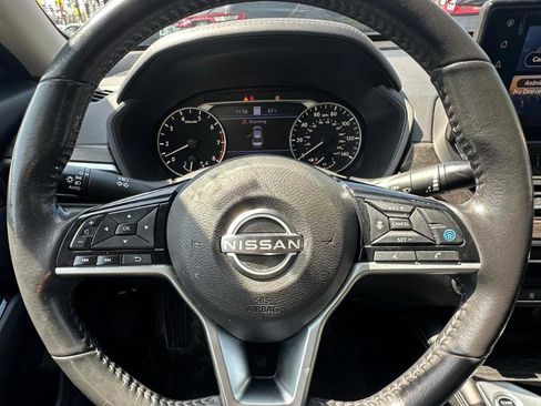 Used 2023 Nissan Altima 2.5 SL image 14