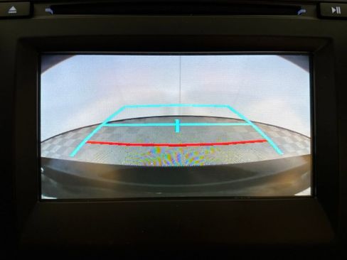 Used 2017 Toyota Camry SE image 14