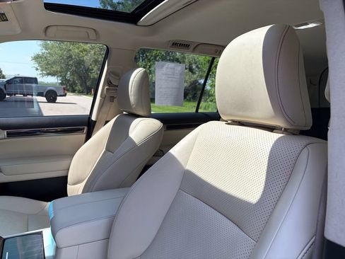 Used 2021 Lexus GX 460 Luxury w/ Sport Design Package AWD/4WD image 11