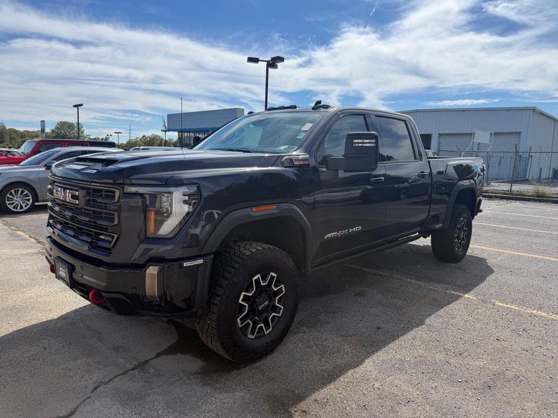 Used 2024 GMC Sierra 2500 AT4X AWD/4WD image 3